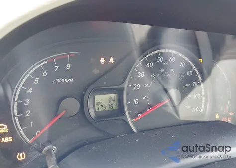 2012 Toyota Sienna Le V6 8 Passenger z USA, uszkodzony, nr VIN 5TDKK3DC9CS270970